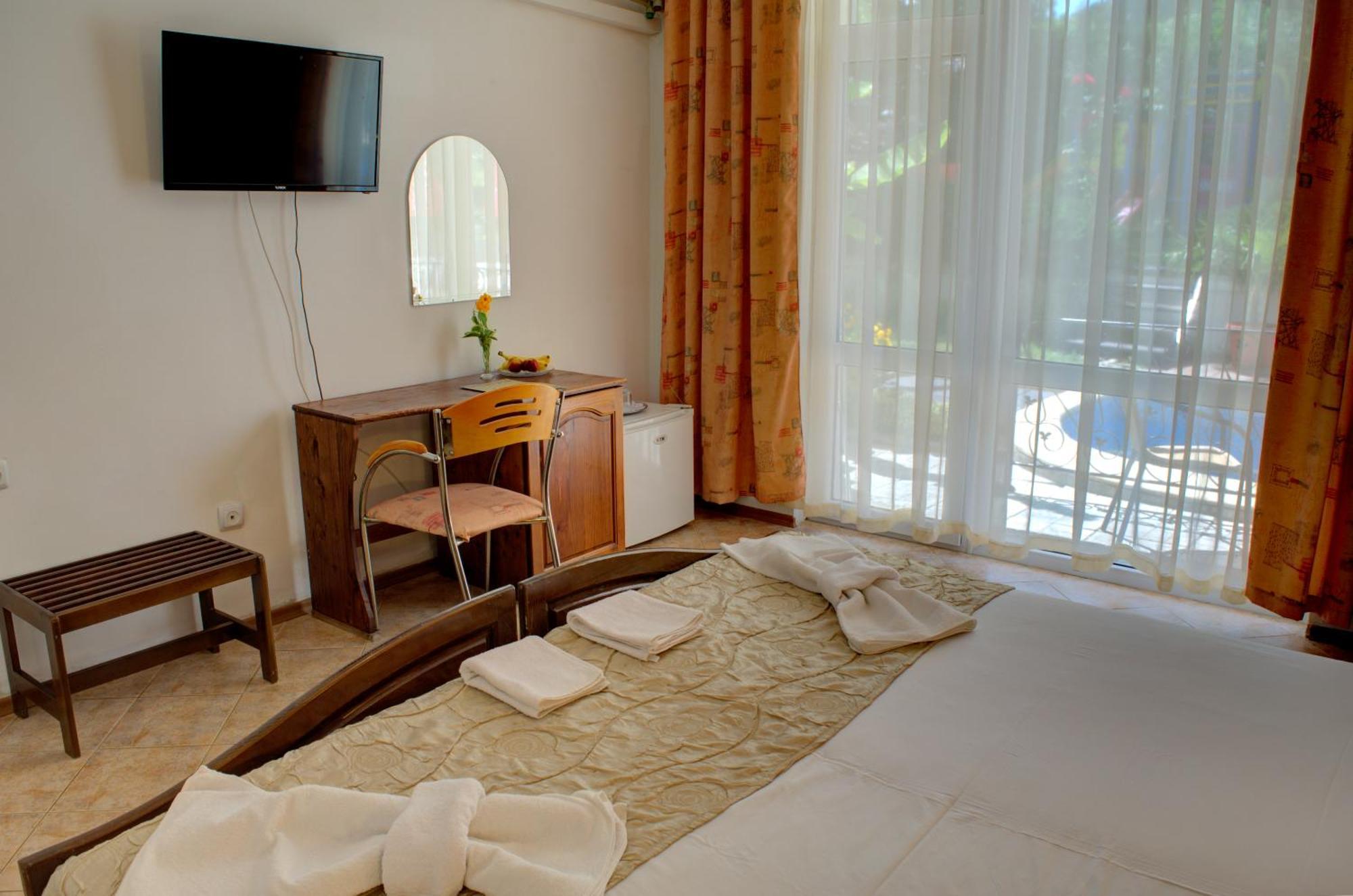 Hotel Feniks لوزينيتس المظهر الخارجي الصورة