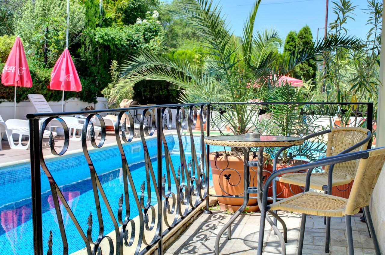 Hotel Feniks لوزينيتس المظهر الخارجي الصورة